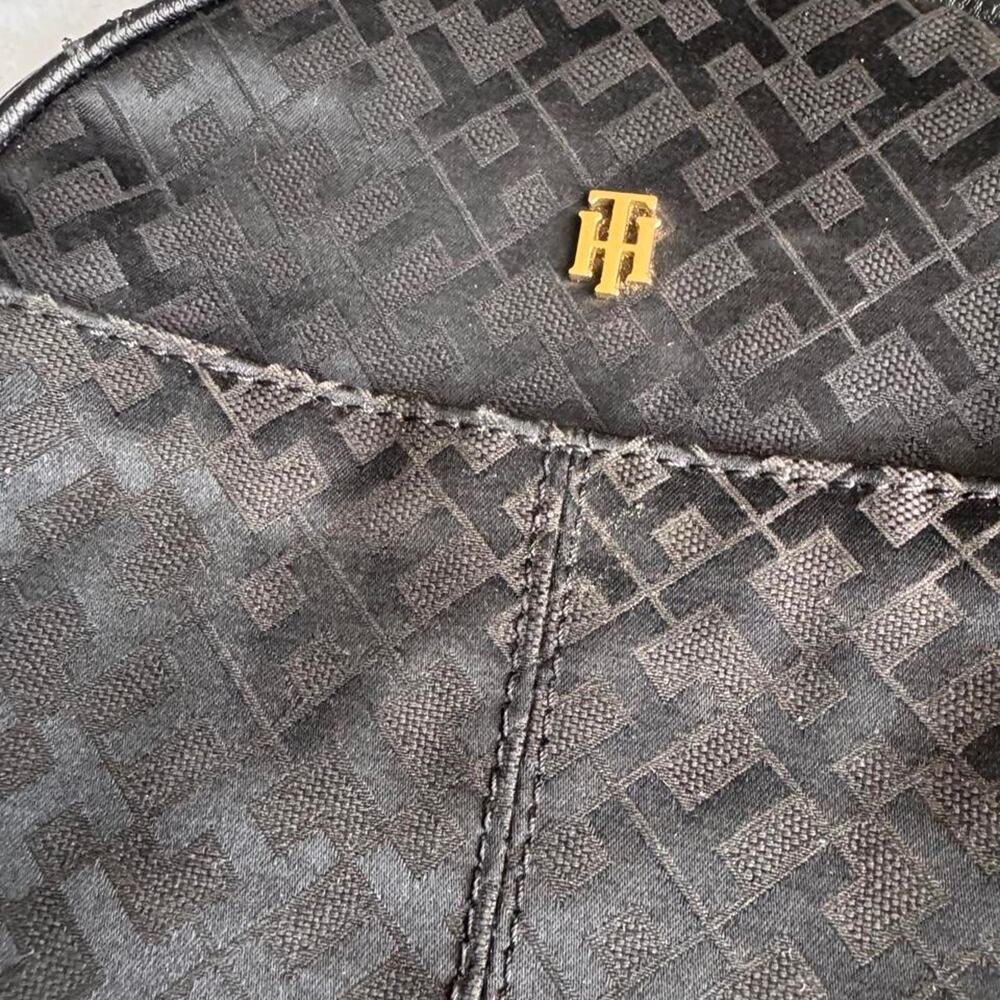 Tommy Hilfiger Black Monogram Jacquard Round Crossbody Bag Purse - Picture 2 of 7
